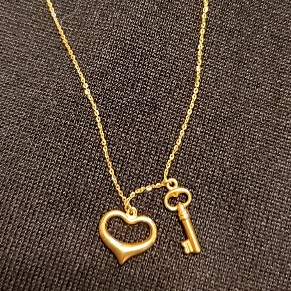 14K Gold Heart and Key Necklace